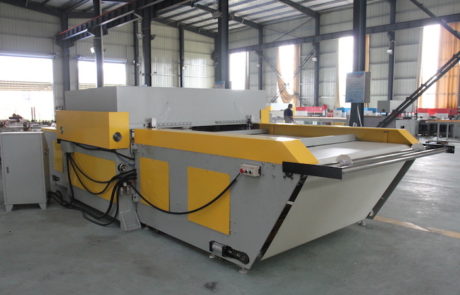 Thin sponge sheet punching press machine