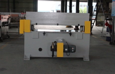 four column cutting machine for jigsaw puzzle